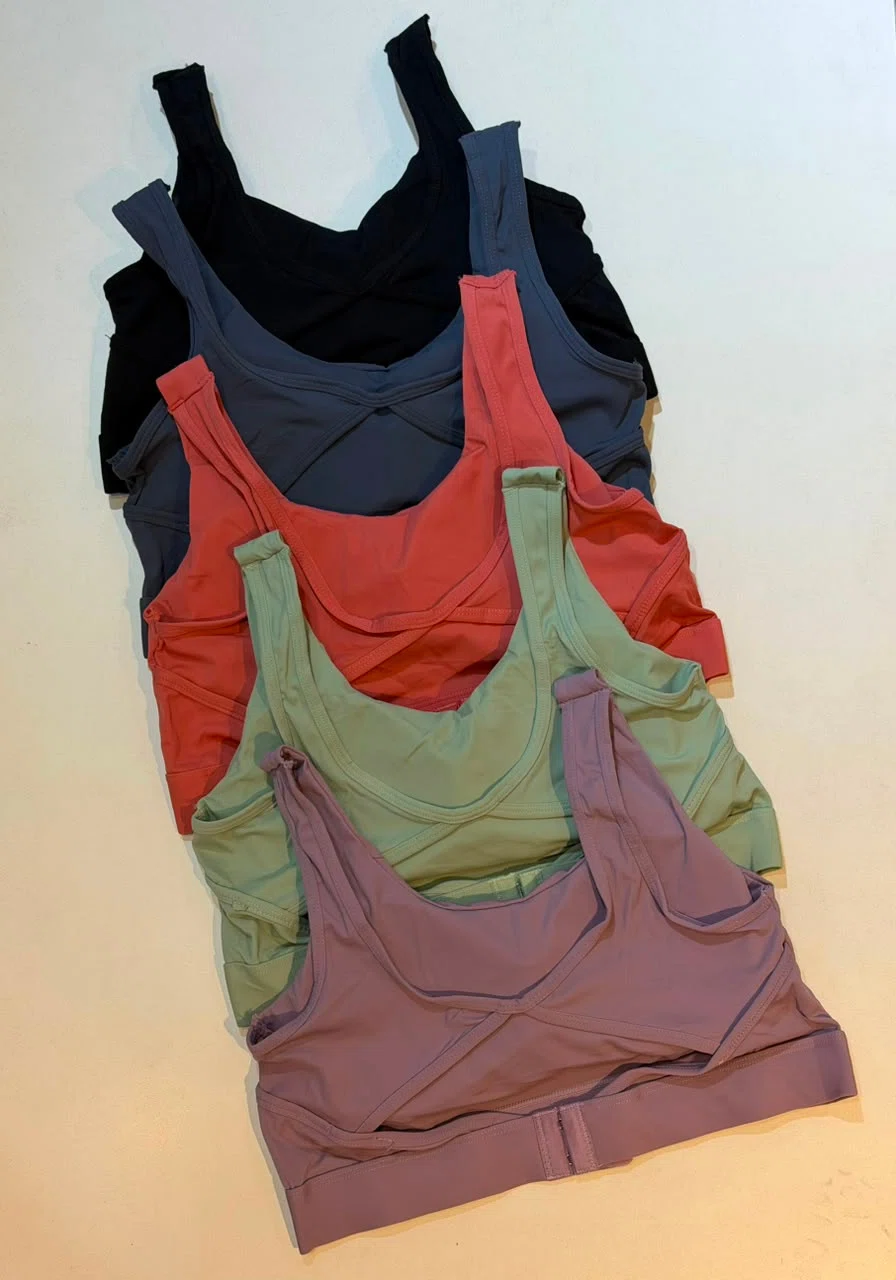 Tops e Blusas Áurea Fit