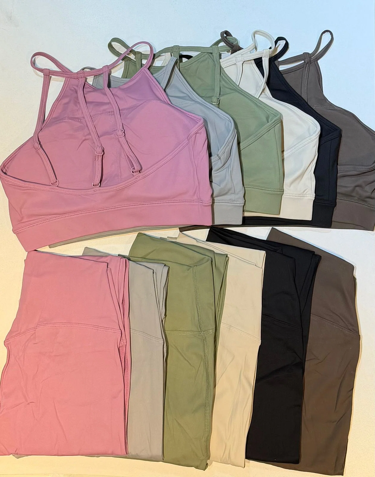 Conjunto Adriana CALCA