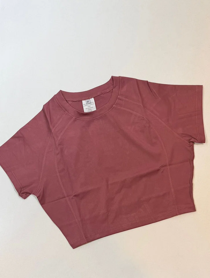 Blusa Manga Recortada