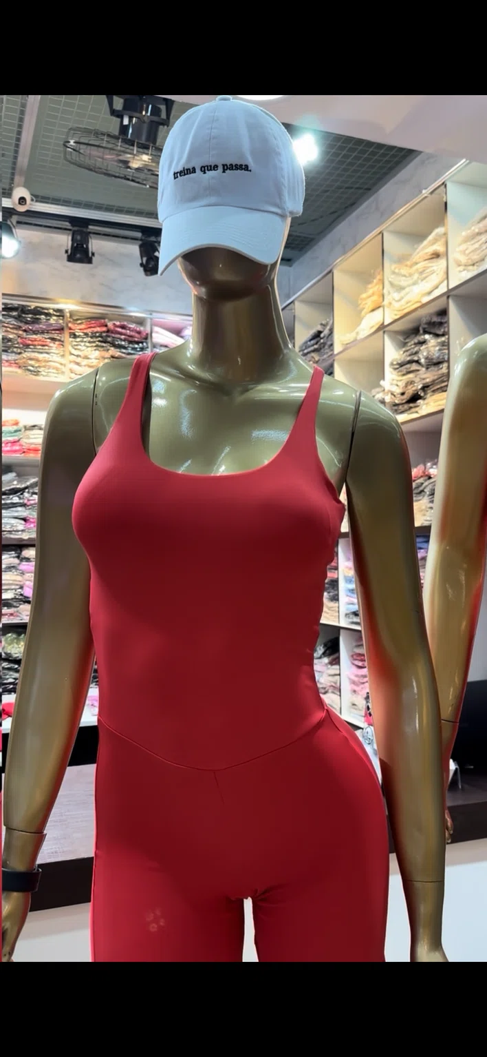 Macacão Olívia 2